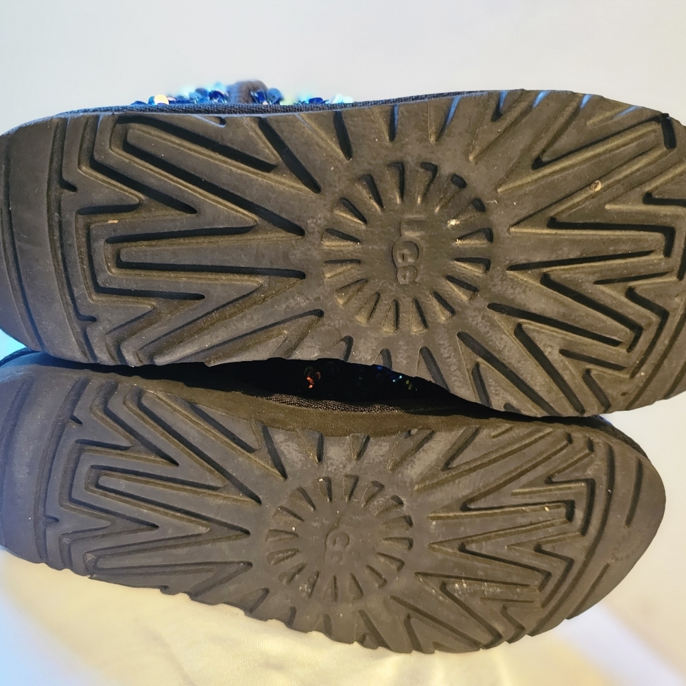 UGG boots - Picture 7 of 11